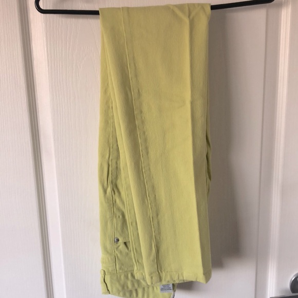 DKNY Jeans Neon Yellow Straight Leg - Picture 3 of 3